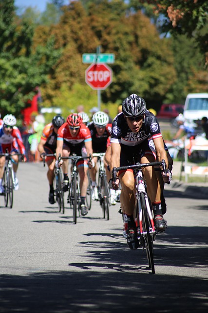 巴萨目前仍 巴萨目前仍